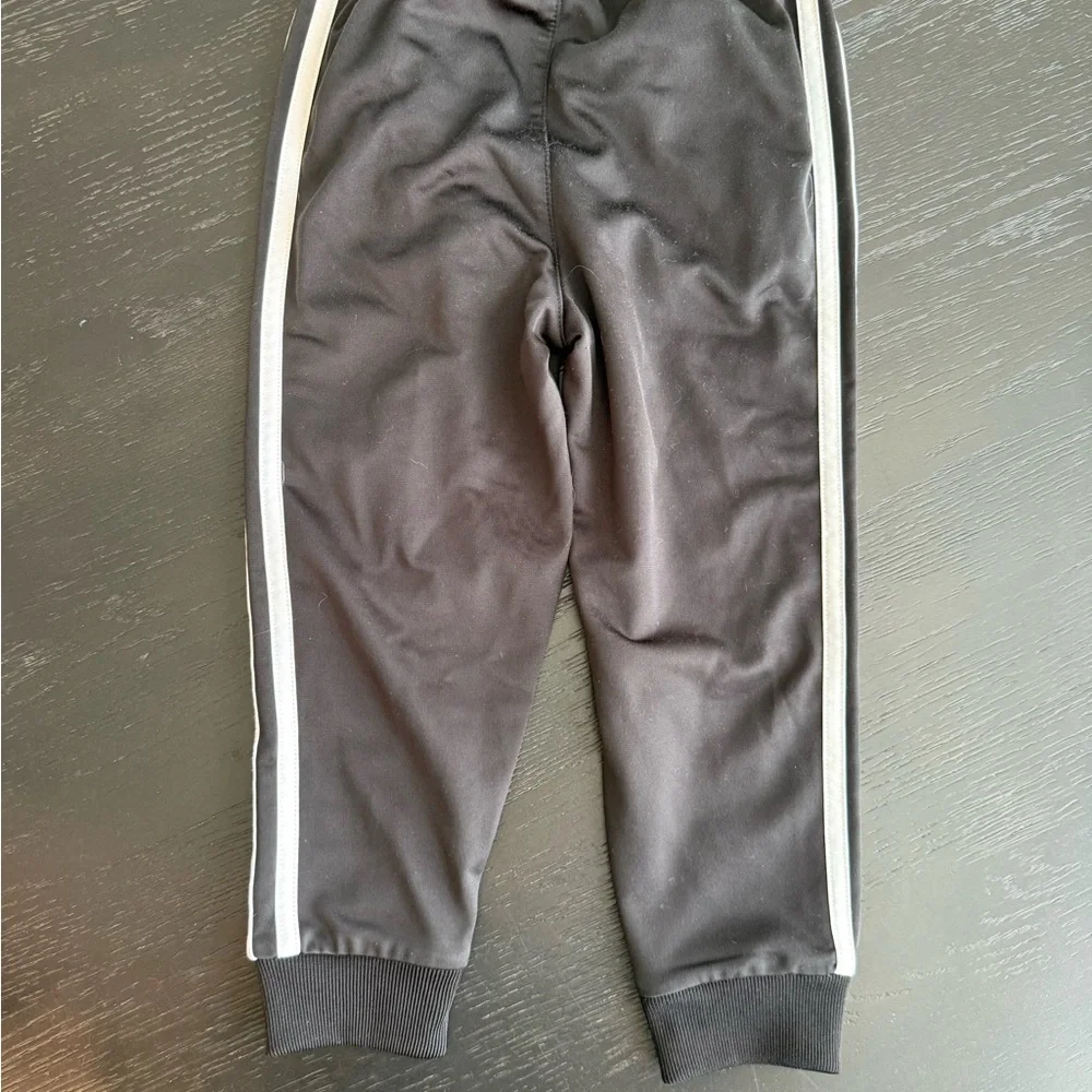 Adidas Tracksuit - Picture 5 of 6